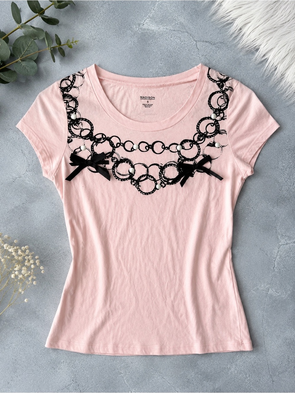 Madison Pink Embellished Bow Graphic Tee – Size Small Y2K